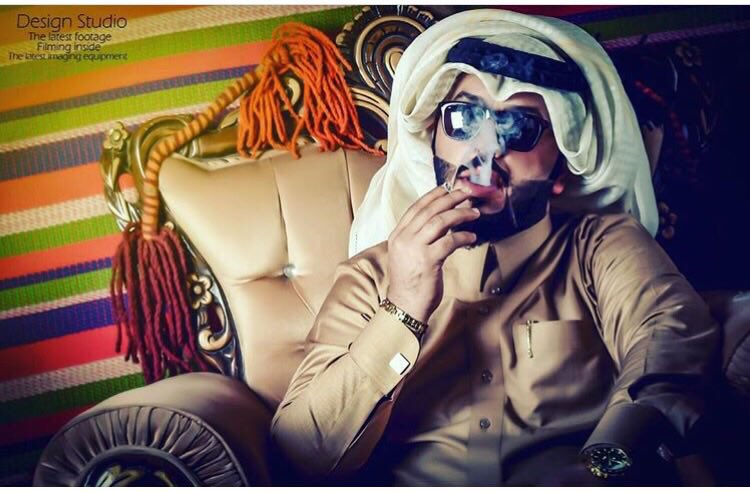 يسمره الشرف صندوگ لتوزعين مفتـاحـــه
كلمن گلچ انا ادم نطيتي چفوفه تفاحه