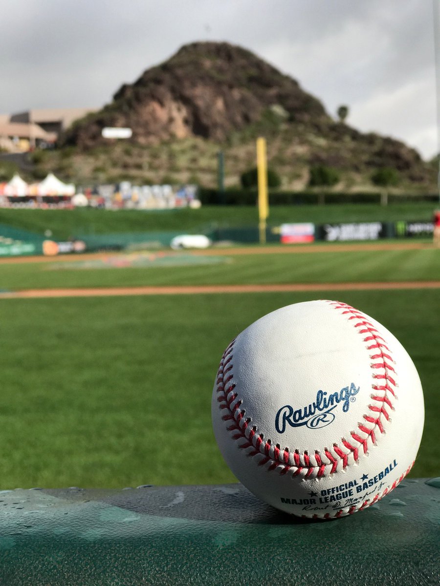 RawlingsSports's tweet image. So fresh and so clean. #InSearchOfSpring #SpringTraining