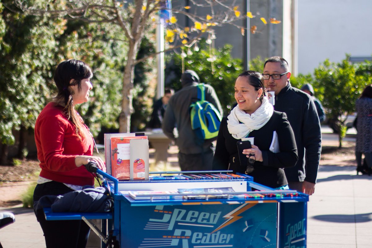 LBCityLibrary's tweet image. We kicked off our Tuesday with the #LBPLBookBike, books &amp;amp; coffee at #HarveyMilkPark with @iteam_LongBeach &amp;amp; @WorkEvolutionLB! #LBCityLibrary