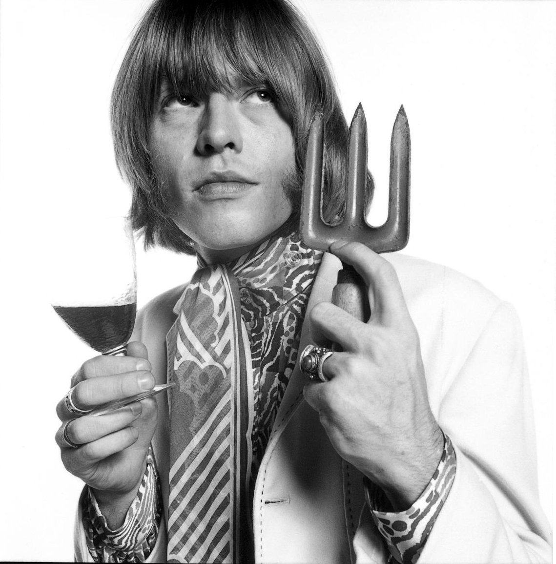 RollingStones's tweet photo. Happy birthday to Brian 🎂 🎸 https://t.co/mL2ovDMBIz