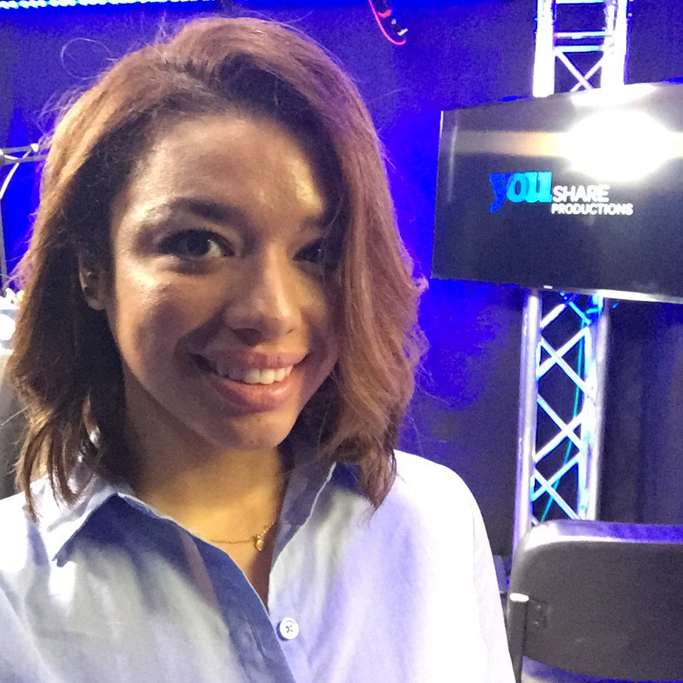 JeanellyC_TU's tweet photo. In studio! #att #lifeatatt #youshare #trainiac #tuproud https://t.co/XLPVI2PJKC