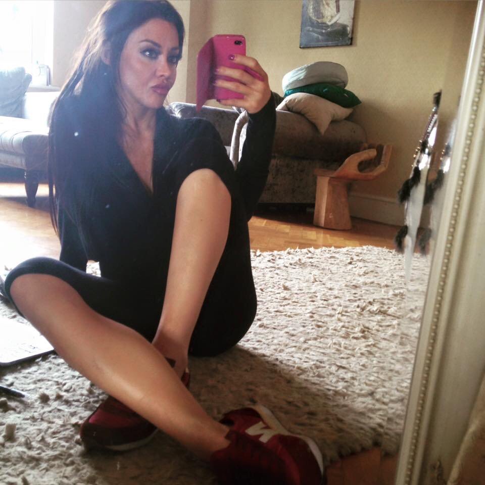 JoleneQueen's tweet photo. #newbalance #kicks https://t.co/kJLxrsbjyf