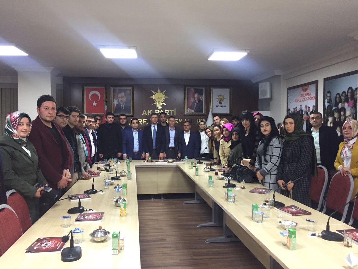 Bu davaya duruş bu millete, gençlerimize istikamet olmuştur. Akilgençler olarak derdimizden vazgecmeyecegiz.
<a href="/RT_Erdogan/">rt_erdogan</a> <a href="/abdkirikci/">Abdurrahman KIRIKÇI</a>