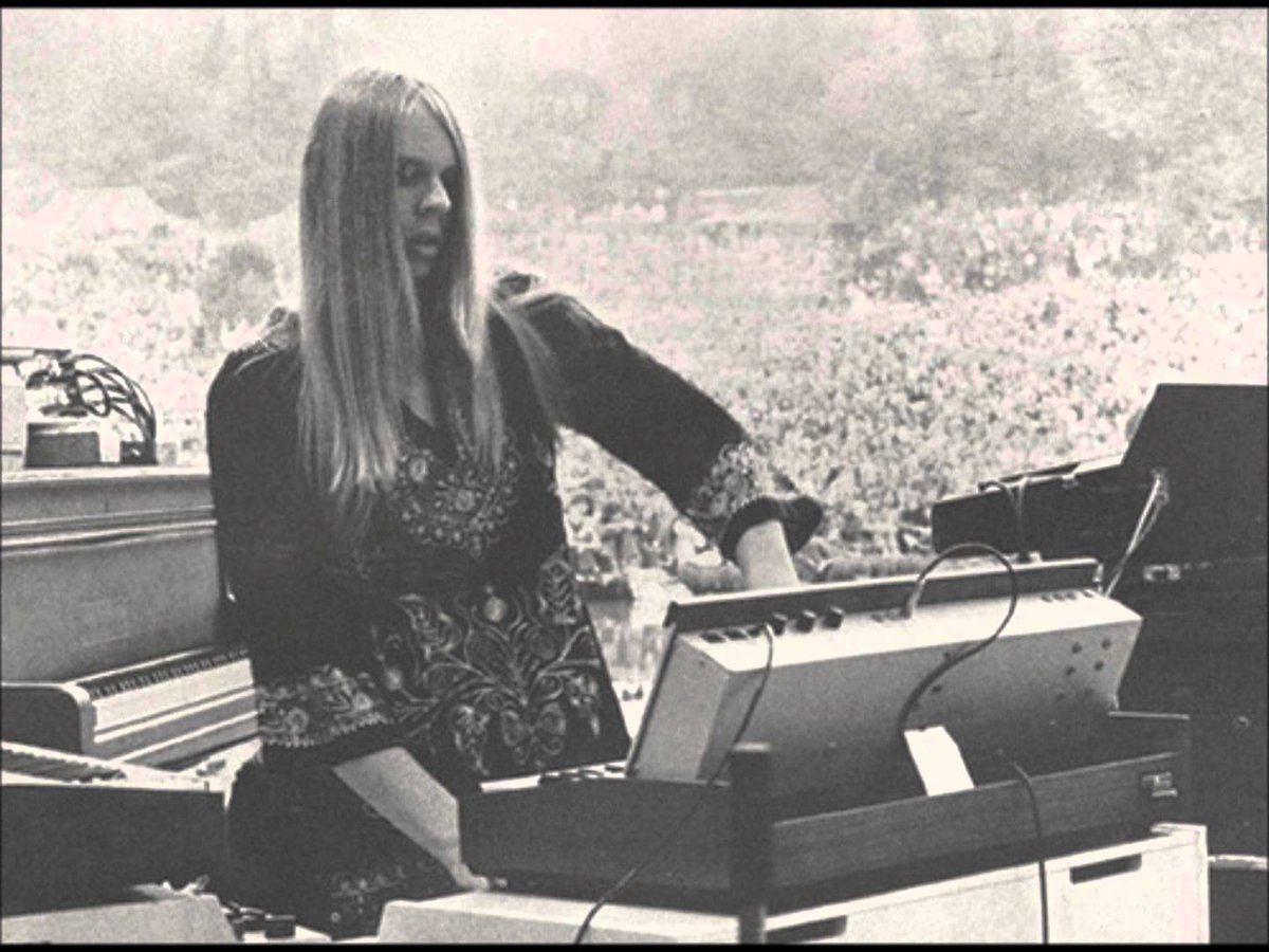 AlphaMoog's tweet image. #BlackSabbath: Spiral Architect🎵
#RickWakeman 🌟🌟🌟🌟🌟 
bit.ly/2mHvwmj #MoogDrop