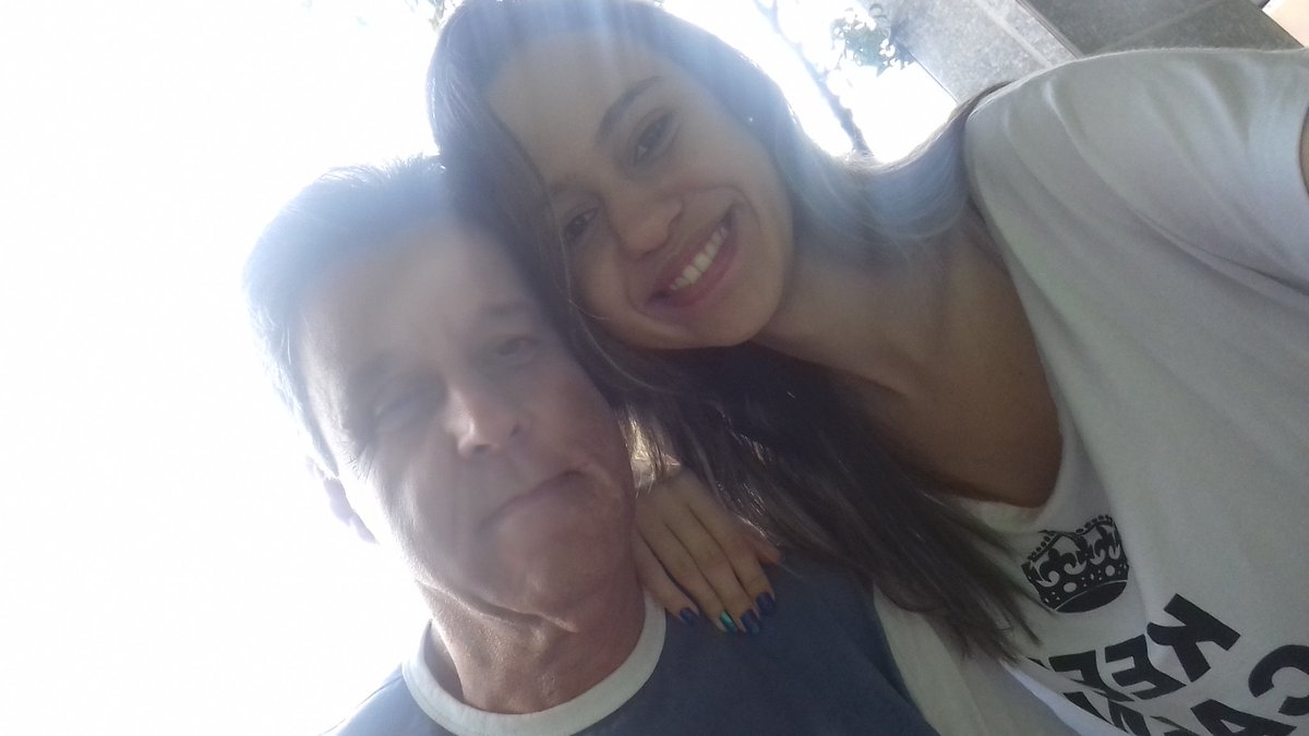 dayjoia's tweet photo. Meu amor 😻 #segundopai #padrinho 💜 https://t.co/D5RDNrdqkX