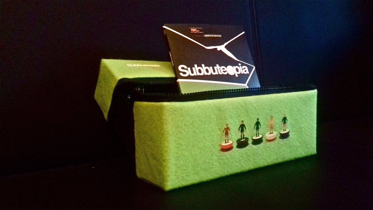 Subbuteopia's tweet image. Gli ultimi 3 DVD box, da noi ideati per il #crowdfunding del #documentario sul #Subbuteo, sono acquistabili qui: ebay.it/itm/034-Subbut…?