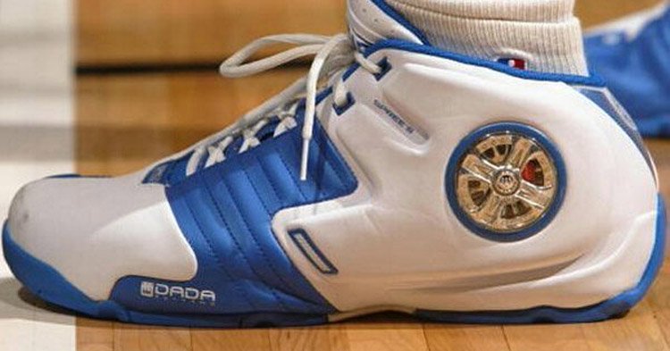 ComplexBets's tweet photo. Latrell Sprewell wants to bring these back: https://t.co/2oqkcNf6Pz https://t.co/OfAHxkQIvG