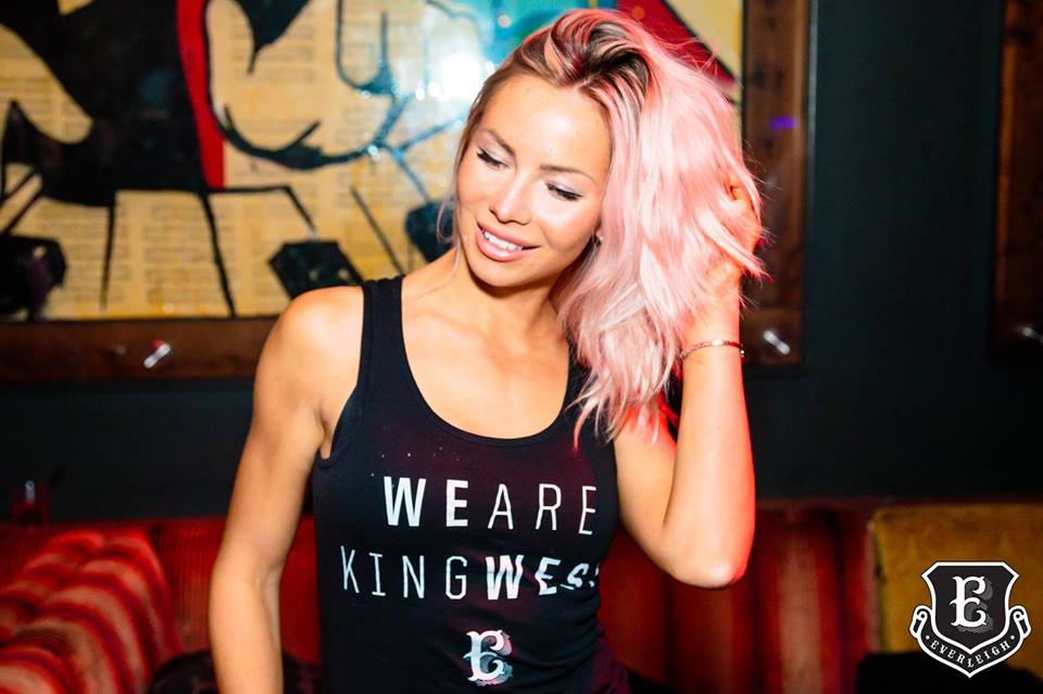 Who's up for some Happy Hour Drinks + Arcade Gaming?

Did we mention complimentary admission all night? #RecRoom