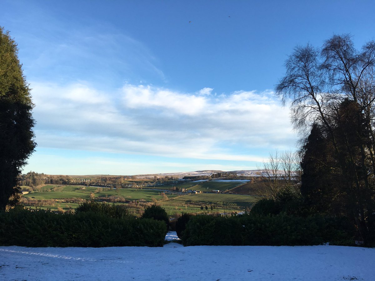Looks like #Rothbury was just on the #snow line! Stay and enjoy these views this weekend? northumberlandholidays.com/offers.html