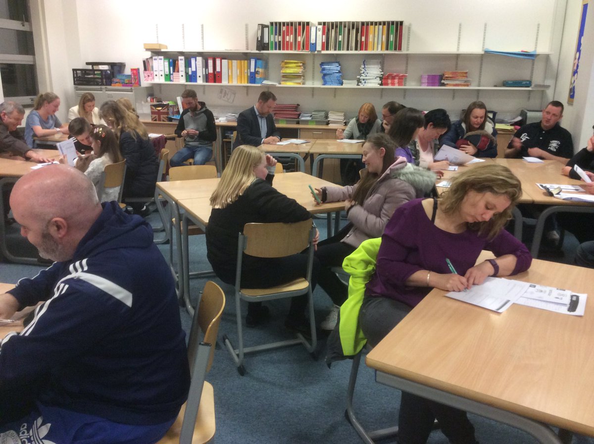LornshillMaths's tweet photo. Lornshill parents getting tips and advice on how to support their child with numeracy at home. #familylearning Thank you to all who attended https://t.co/1k98H2aCwA