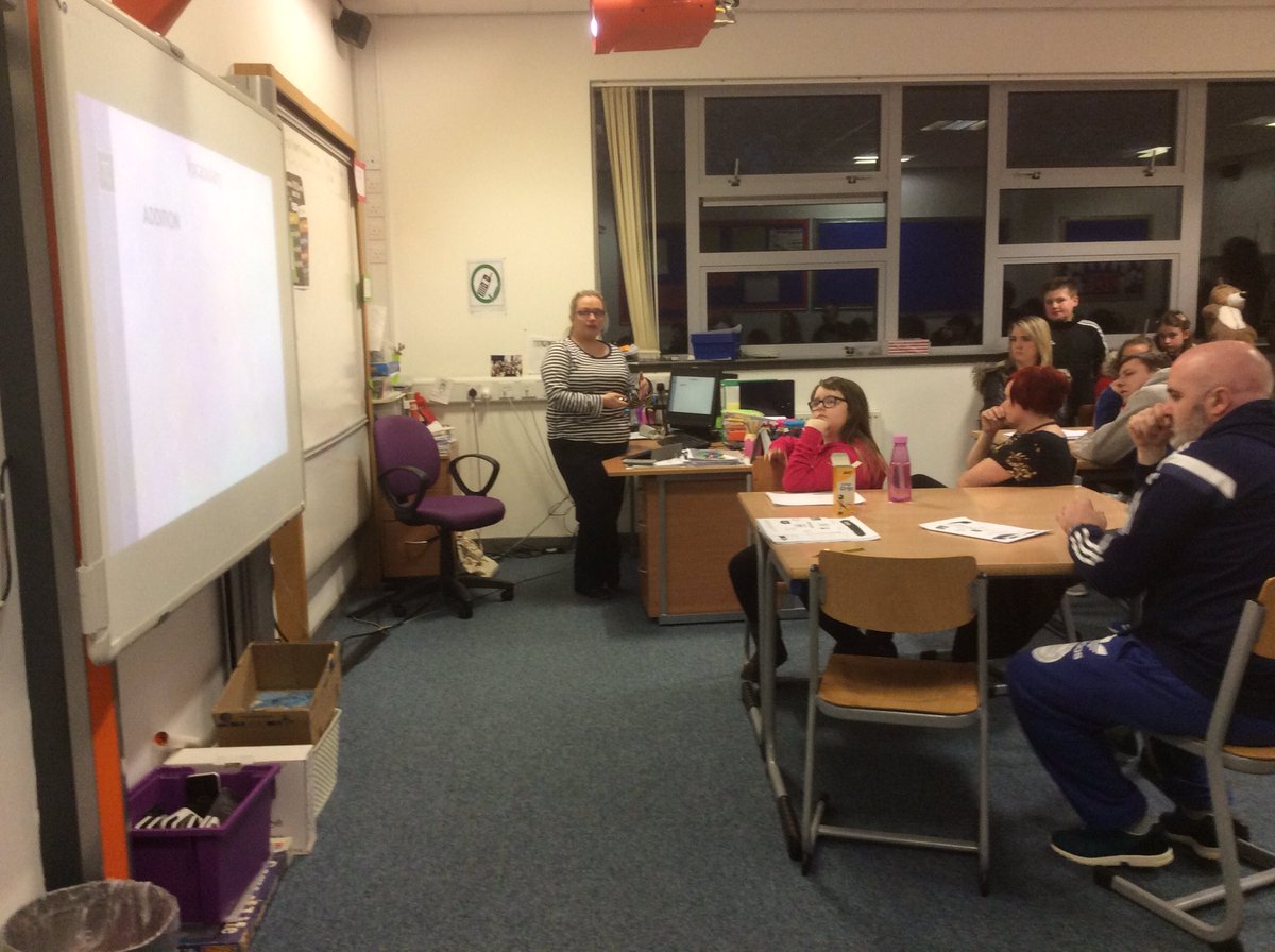LornshillMaths's tweet photo. Lornshill parents getting tips and advice on how to support their child with numeracy at home. #familylearning Thank you to all who attended https://t.co/1k98H2aCwA