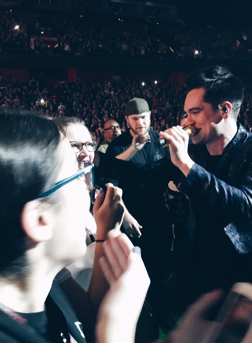 panicupdating's tweet photo. A shot of @brendonurie in the crowd during Death Of A Bachelor at #DOABCT 2/24/17
📸: @toripompom https://t.co/gFR8htWZmQ