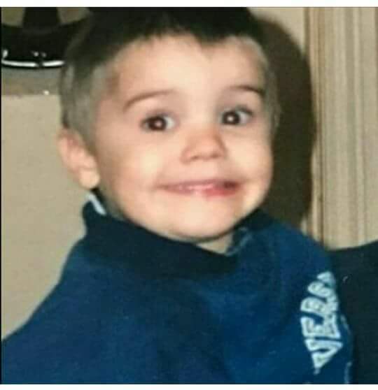 tailabm's tweet photo. 23 anos na cara amanhã.
Amanhã o Justin https://t.co/ZXNgorPS7A