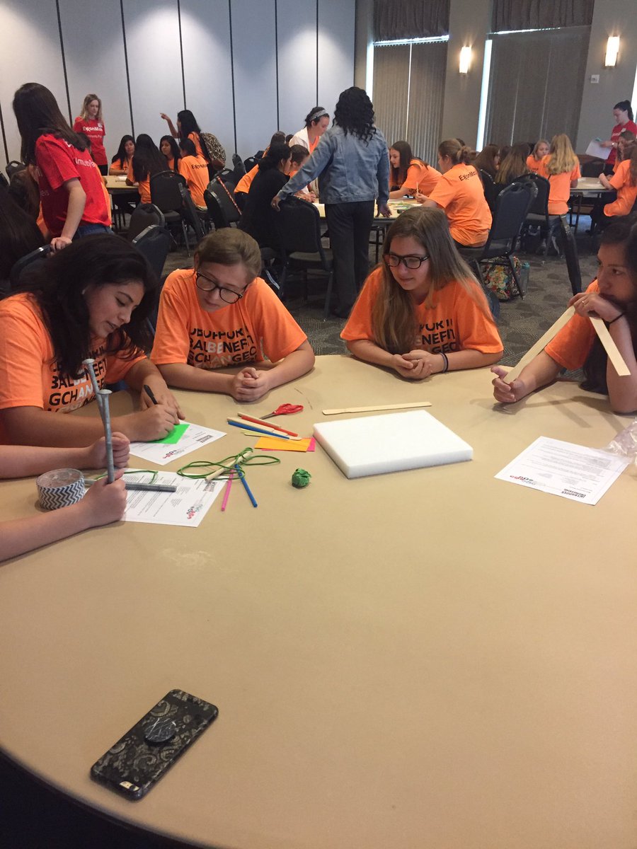 MsHarris_MJH's tweet photo. Designing Marshmallow Launchers https://t.co/JzNtkNVf6O