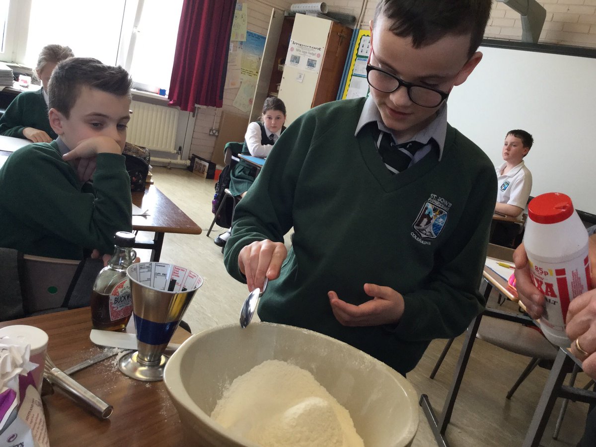 StJohnColeraine's tweet photo. Shrove Tuesday can only mean one thing! #PancakeMaking #YumYum #StjohnsISwhereitsat https://t.co/dxmvie8DFu