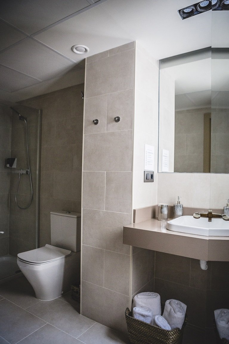 Todos los apartamentos del Grupo Palacio Homes incluyen limpieza gratuita diaria durante toda tu estancia