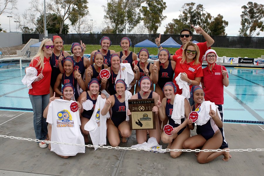 USAWP's tweet image. Congratulations to the @CIFSS Girl's Water Polo Champs!
Div 1 - Laguna Beach
Div 2 - Schurr
Div 3 - Redondo Union
Div 4 - Peninsula