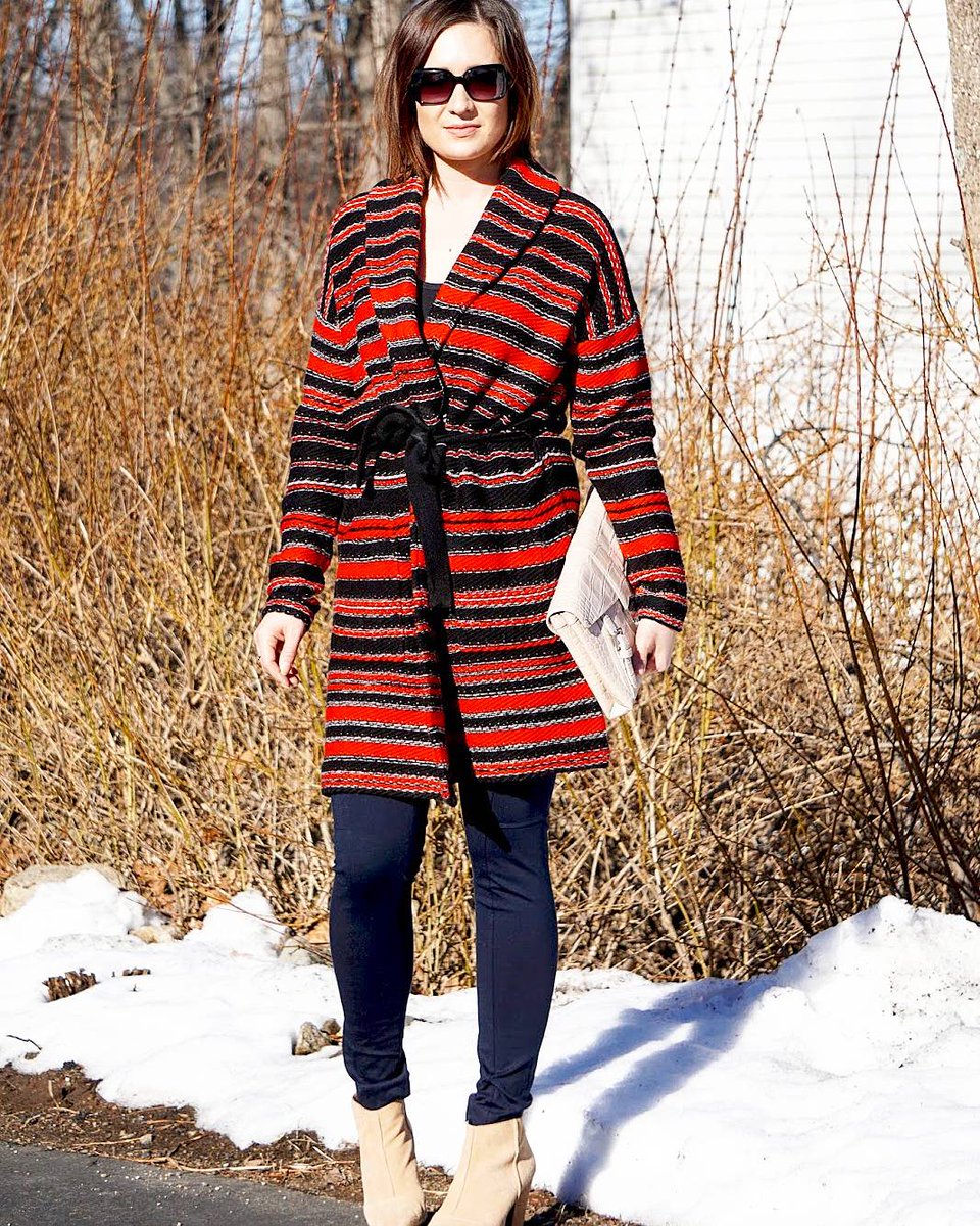 monicahayworth_'s tweet photo. This outfit on the blog today with @ewabazaar https://t.co/FjImQy5FdP #comfy #ootd #ewabazaar #ootn https://t.co/2TWHhN8P9Y