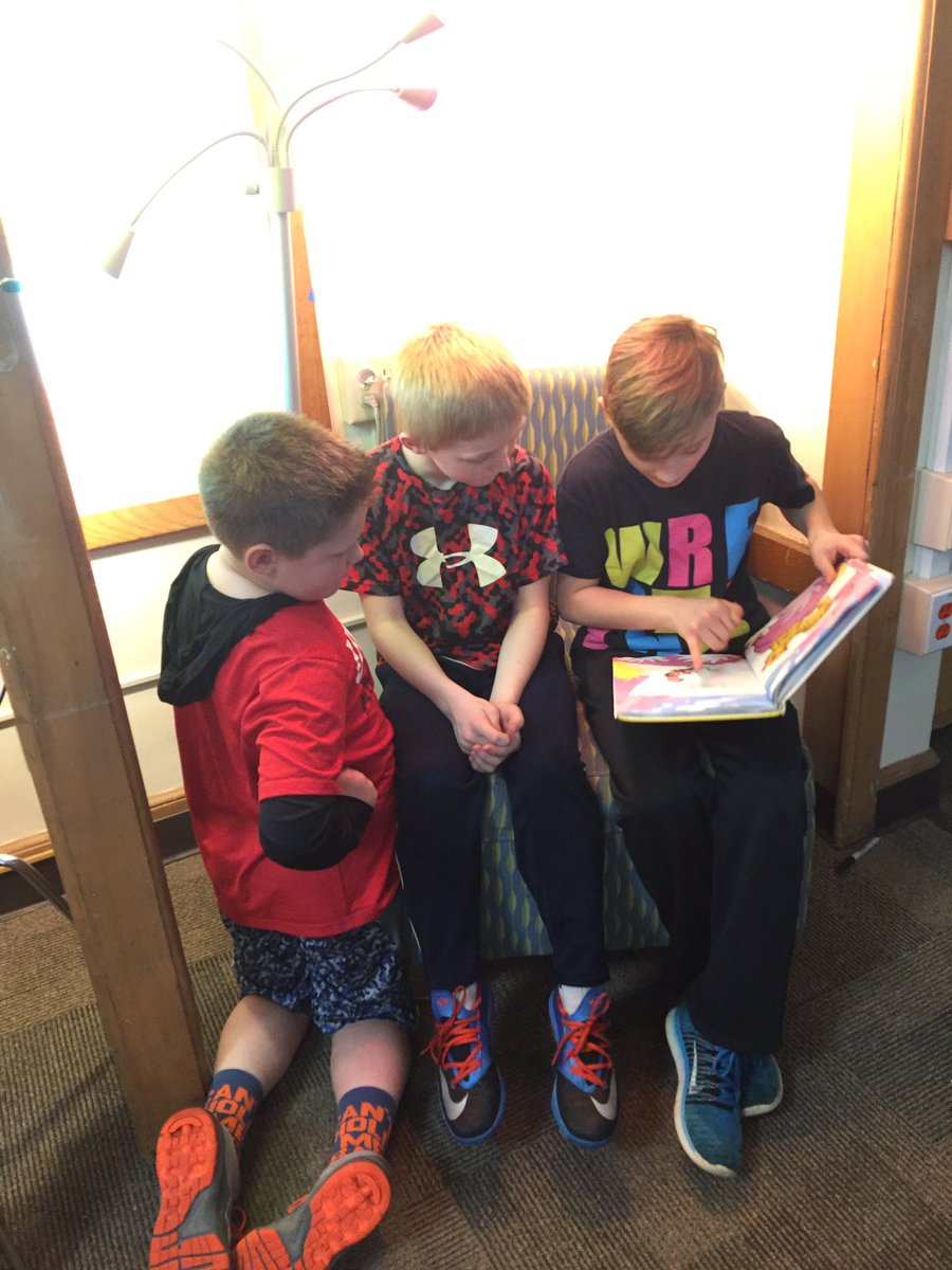 Mr_Volkmann's tweet photo. Having a blast with our @SarahKeating14 and @TeachandRun14 Dr. Seuss buddies! #lorax #sneetches @Ms_Schmidt33 @MEWolves #DrSeuss https://t.co/pzdfGn66qy