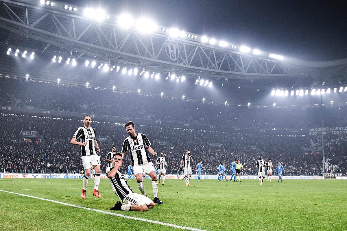 Bolanet's tweet image. #LiveBolanet FT: Juventus 3-1 Napoli (47' 68' Dybala, 64' Higuain ; 37' Callejon) | Possessions: 47%-53% | Shots: 12-11 | Tackles: 10-17