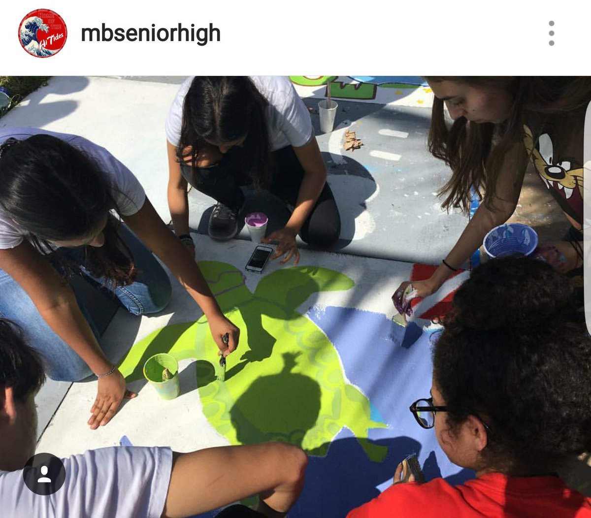 mbshSCUBA's tweet photo. #StudentsSupportingStudents @mbseniorhigh with @mbshSCUBA and PAN Club. #PanPaintDay @MDCPSNorth @MBSHPTSA @bccespedes @mbsh2017 https://t.co/YAhz3kHVXv