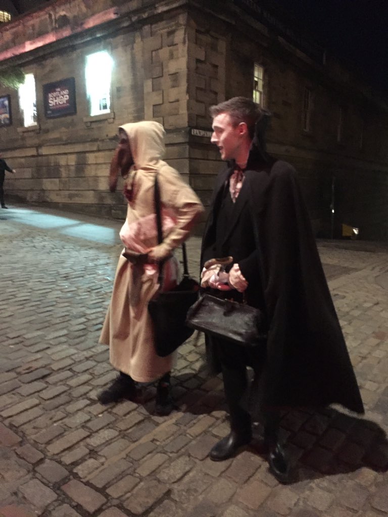 EmilyBreite's tweet photo. A very scary start to our very scary ghost tour... #mvireland #MVInterim https://t.co/vHY8mmKpS7