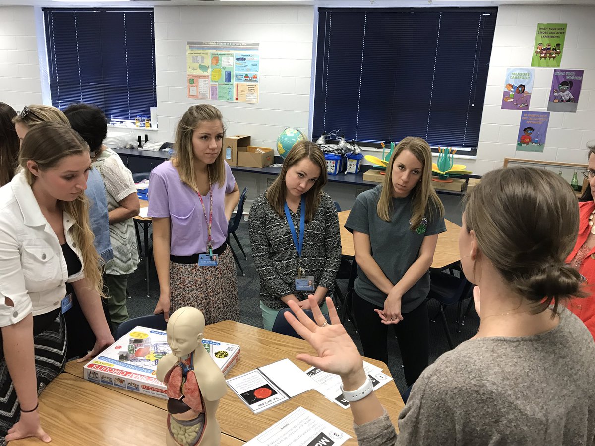 kmcchesney929's tweet photo. Love PD delivered by our very own experts. #GBESsteam #SRC_teach @JonesJonesma https://t.co/EaO0BMIDmB