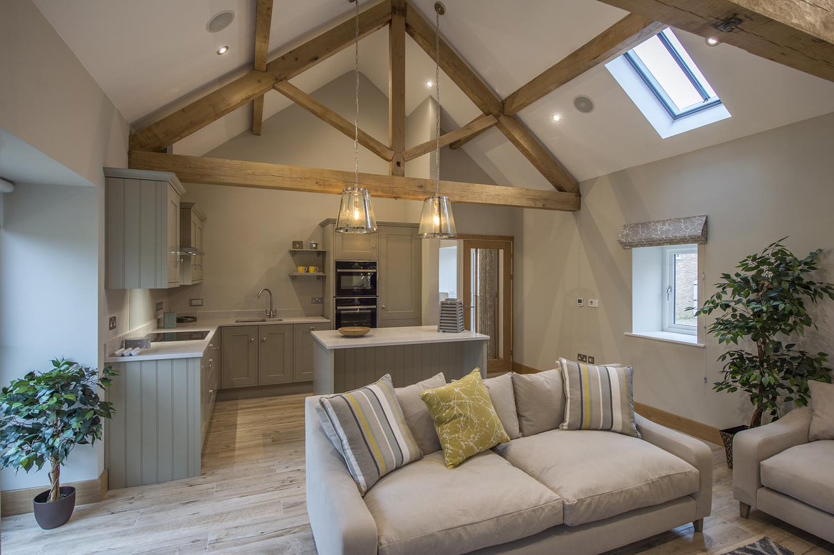#SkiptonHour Why not consider #professionalphotography to promote your #business #awardwinningphotographer #estateagent #interiordesigner