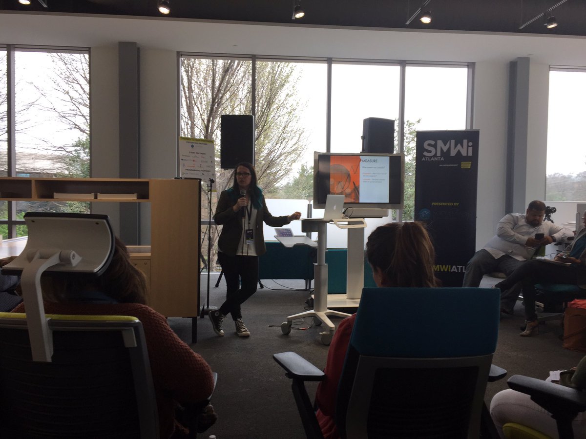 MarkHenryMedia's tweet photo. .@jessicanewland7 from @MediaFrenzyGlob talks about the best practices when it comes to creating a robust marketing mix. #SMWIATL https://t.co/a75Ma55hN0
