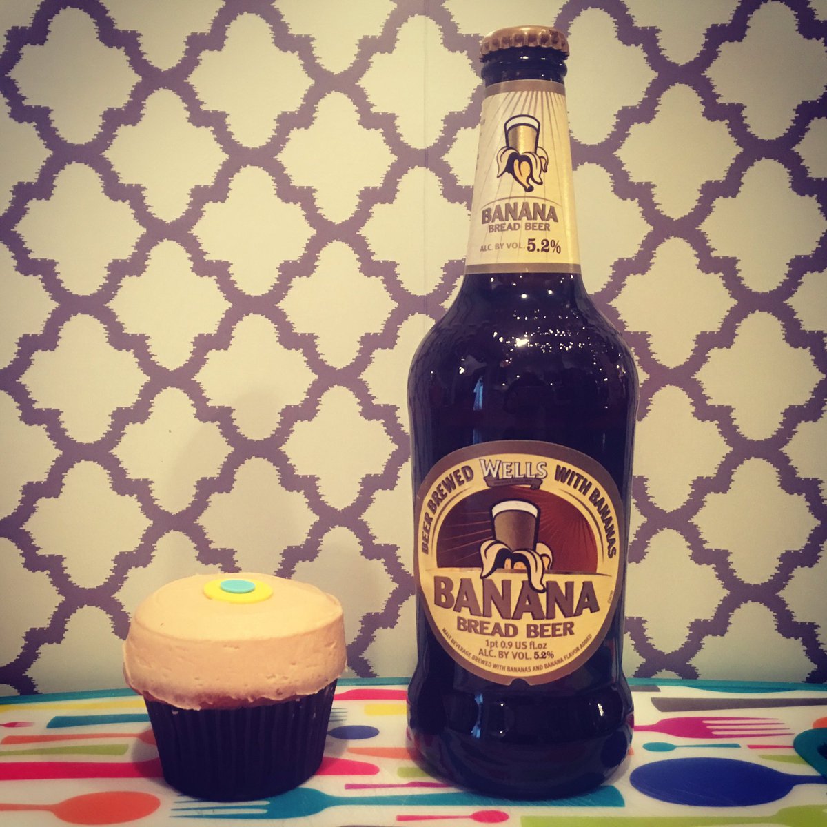 Peanut butter banana <a href="/sprinkles/">Sprinkles</a> &amp; #bananabreadbeer Fat Tuesday Treat!  #yum