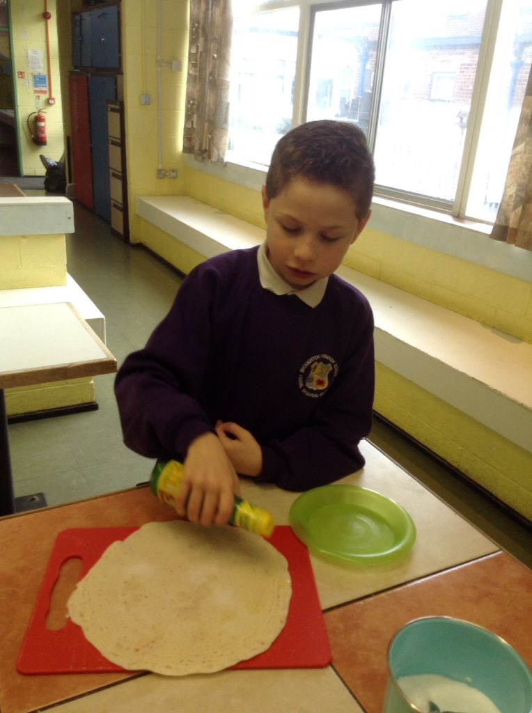 PlaycareClub's tweet photo. What a very busy day making lots and lots of pancakes....We hope you all enjoyed them...xx https://t.co/FLvkJTDH81