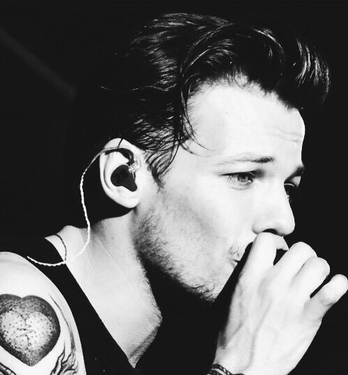 sendelounorlove's tweet image. Let's go crazy together, girl.