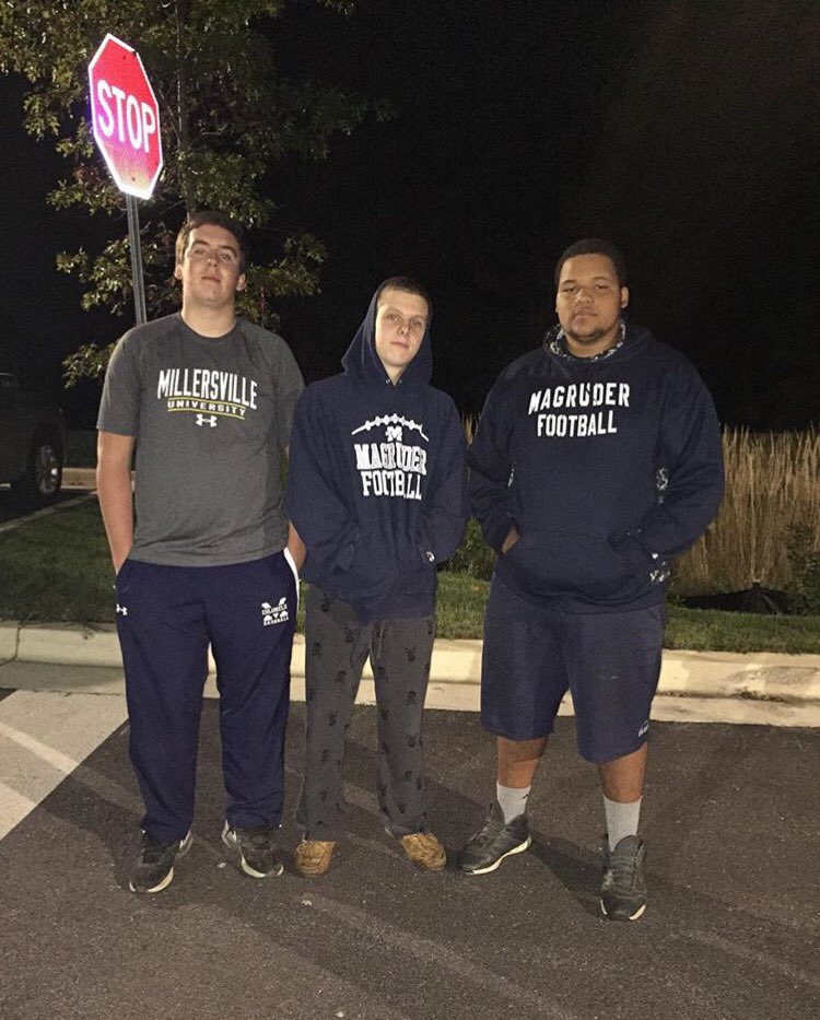 D_Byrdddd's tweet photo. Happy birthday to my boy @J_Wood18 park overlook gang. i miss you bro! #ScoutO #YouKnow https://t.co/DrYdFVPBVz