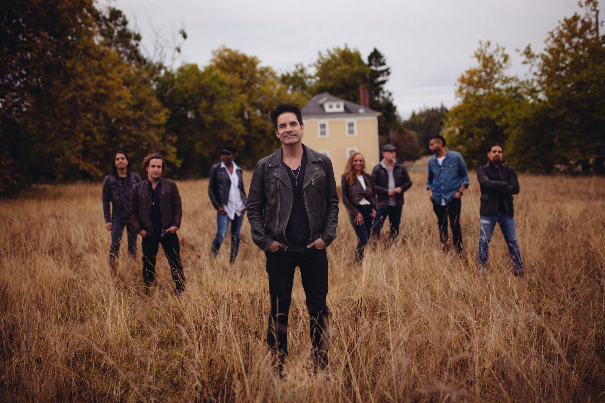 Time to drink up! Join us in wishing Pat Monahan of a happy birthday! 