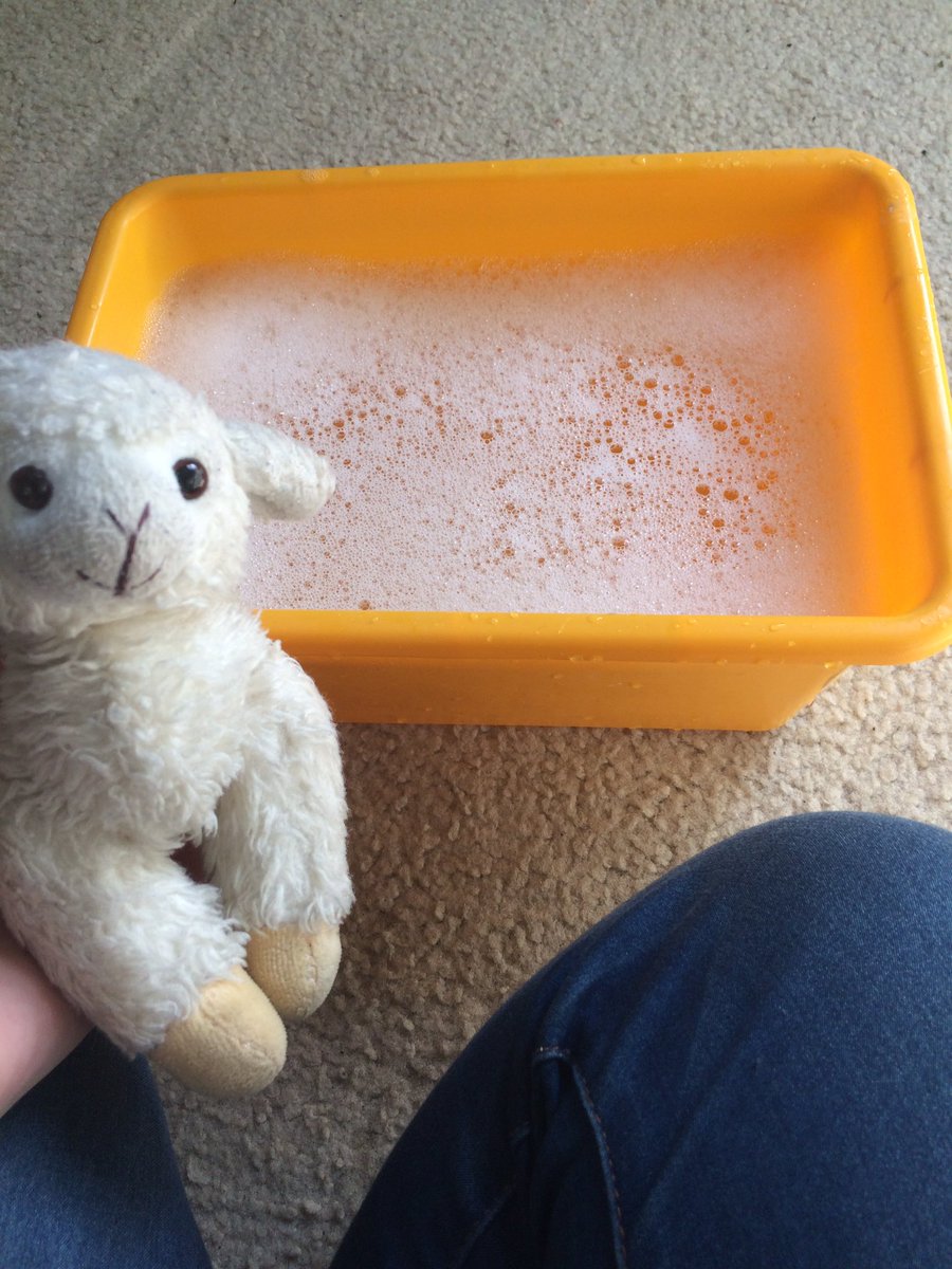 LkwdLamb's tweet photo. It's flu season. Feel better everyone! Baths help https://t.co/He8BcDsEep