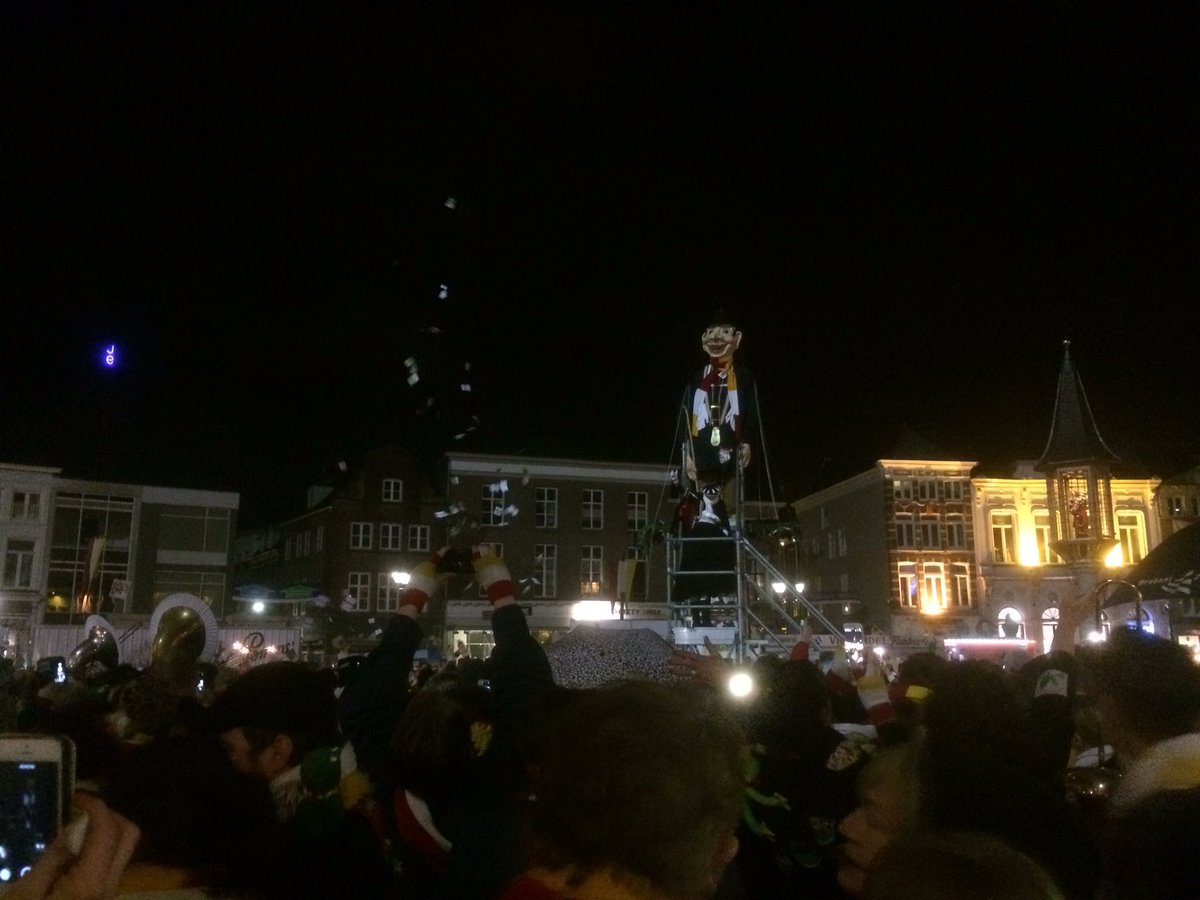 Het motto van 2018 is "<a href="/Oeteldonk/">Oeteldonk</a> van keinds af aon" #oeteldonk #carnaval18