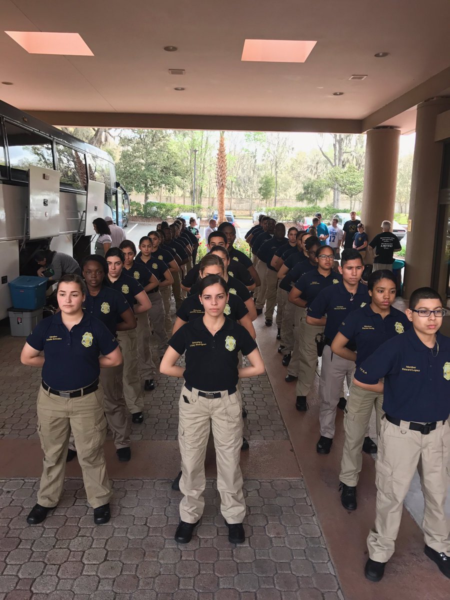 LEOMHS <a href="/arrival/">Arrival</a> at FPSA State Competition. "We are not here to compete, we are here to dominate" <a href="/LaddDladd06/">David Ladd</a> @MiamiSup