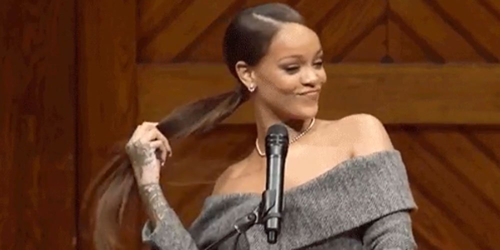 ELLEmagazine's tweet image. Read every word of Rihanna's powerful Humanitarian of the Year speech at Harvard ellemag.co/DkOy8cb