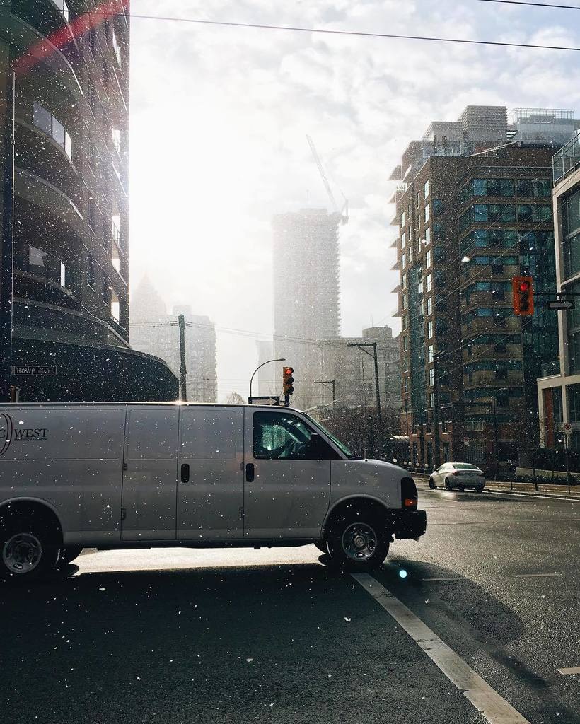 Sun and snow #vancouver #snow #sunlight ift.tt/2maywLm