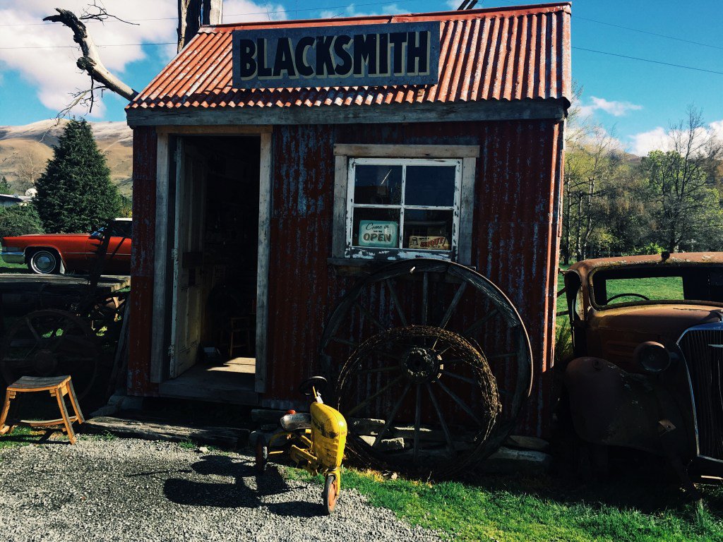 juustinee1_'s tweet image. New post up on the blog: Short but sweet... #mountcook #aoraki #newzealand #hiking #outdoors laviedelaflaneuse.com/2016/10/14/sho…