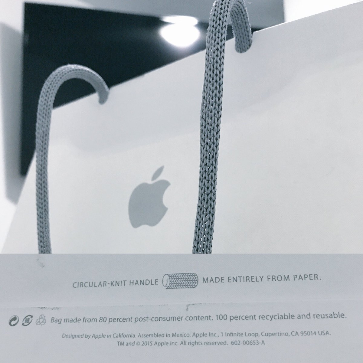 Apple Files a Patent for a Paper Bag