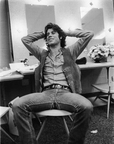 timelessbae's tweet photo. John Travolta https://t.co/OtGpqy31fT
