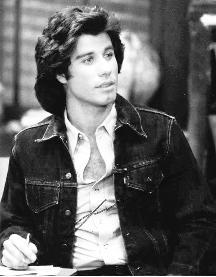 timelessbae's tweet photo. John Travolta https://t.co/OtGpqy31fT