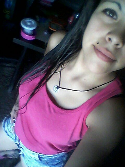 JeniiferCab's tweet photo. Me gusta tu risa, me gusta tu boca ,me gusta creer que por mi tu estas loco 🎶 https://t.co/7vo9Wm85eT