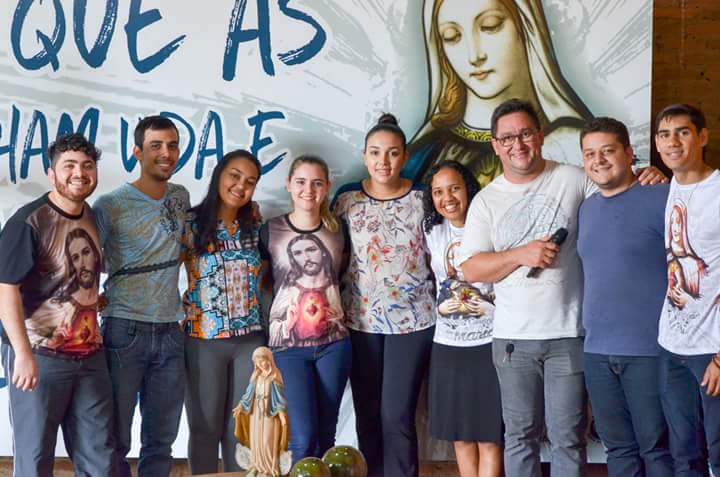 coracaofiel's tweet photo. Partilha, fraternidade e amizade no Acampamento de Carnaval da Comunidade Coração Fiel. #acampamento #CarnavalCCF #CoracaoJovem https://t.co/QNlEQFUhFf