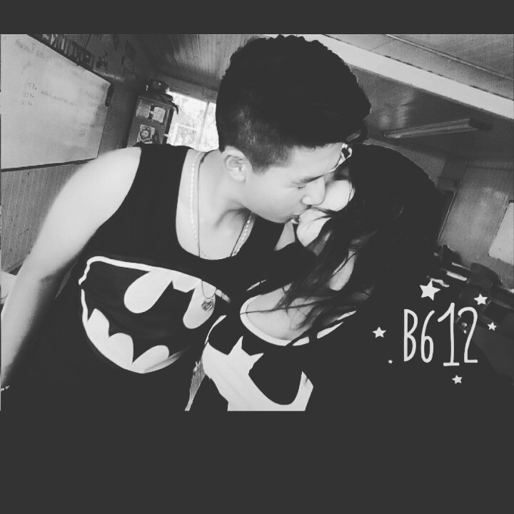 AlanBecerril9's tweet photo. Sin duda de lo mas hermoso que te puede pasar es ir día con día del lado de la persona que amas, gracias por estos 6 meses, te amo 💞😍❤😘🙈💏 https://t.co/9TGFvP6gZT