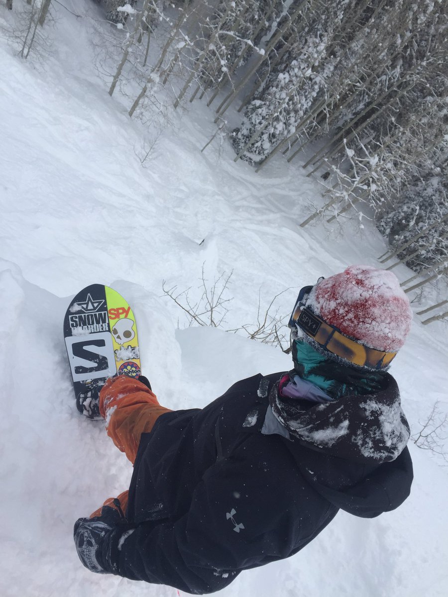 austinlamx's tweet photo. 2 months in to filming my #standarddefinition part... scoping a line I've been battling all week! https://t.co/XEviqQ2u6u