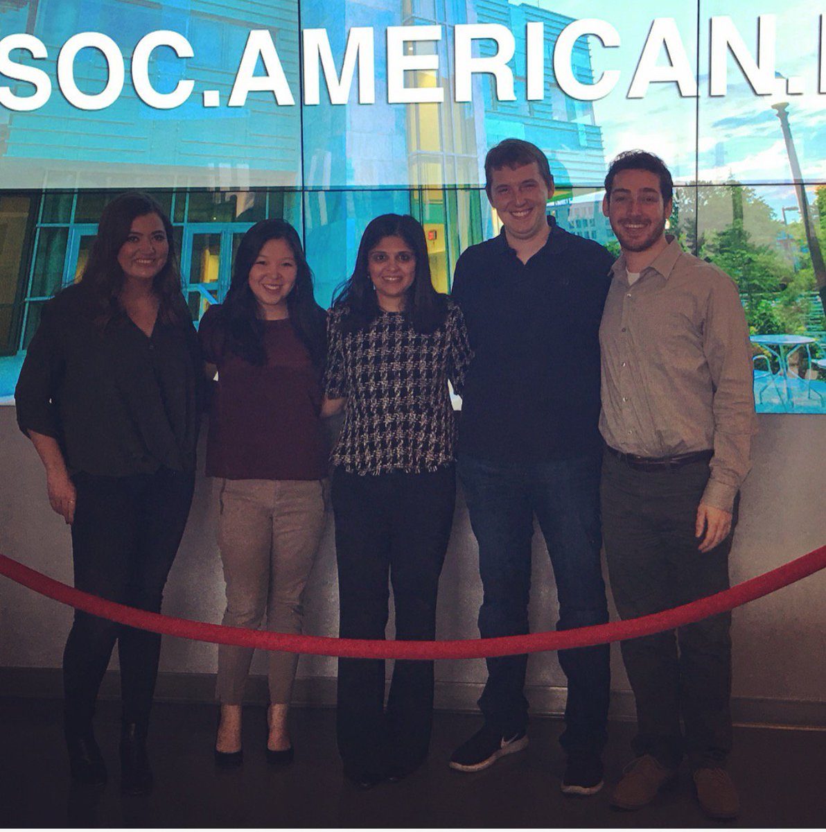 pdkdc's tweet photo. Oh happy day to catch up w/PR Portfolio class of 2016 @RyanVenezia1006 @joeliscaro @brynnarachelle + @ZStoenner for @AU_SOC #socweek panel. https://t.co/zxKxgZnSt5