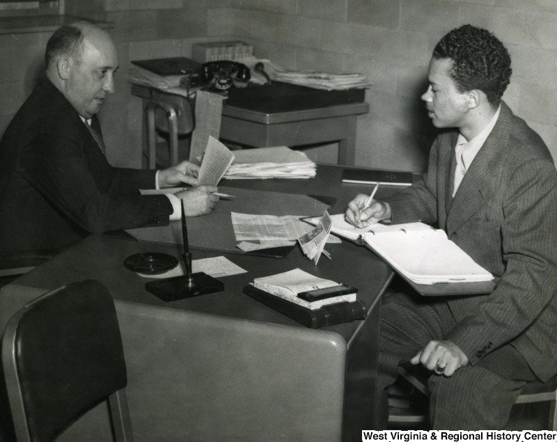 CodeSwitchGame's tweet image. Day 28 - Jack Hodges

In 1954, Jack Hodges was the first Black person to graduate from the University of West Virginia.