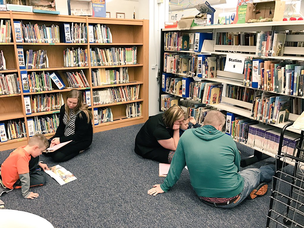 BodkinReadAACPS's tweet photo. Having fun reading together! https://t.co/AsXYLLcyhx